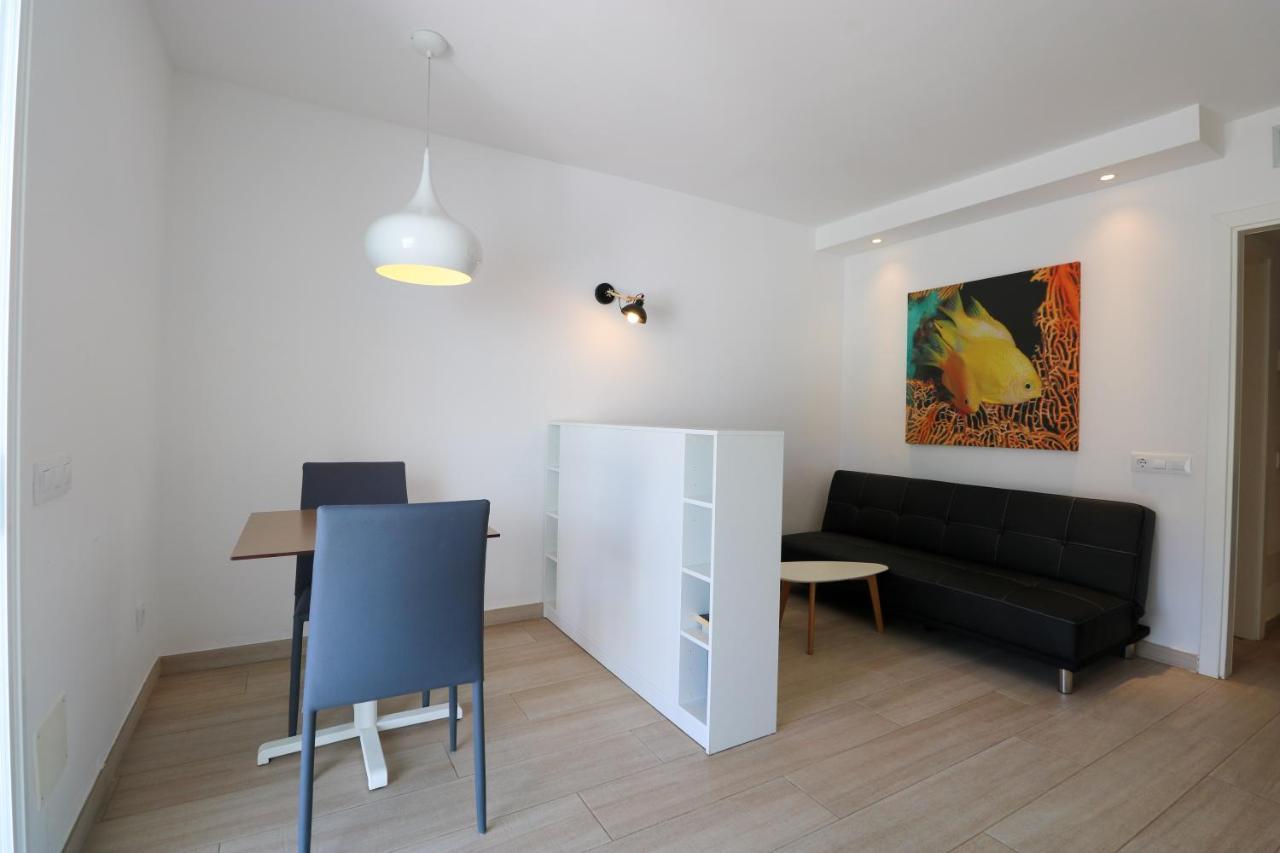 Calypso Boutique Apartments Puerto Rico  Ngoại thất bức ảnh