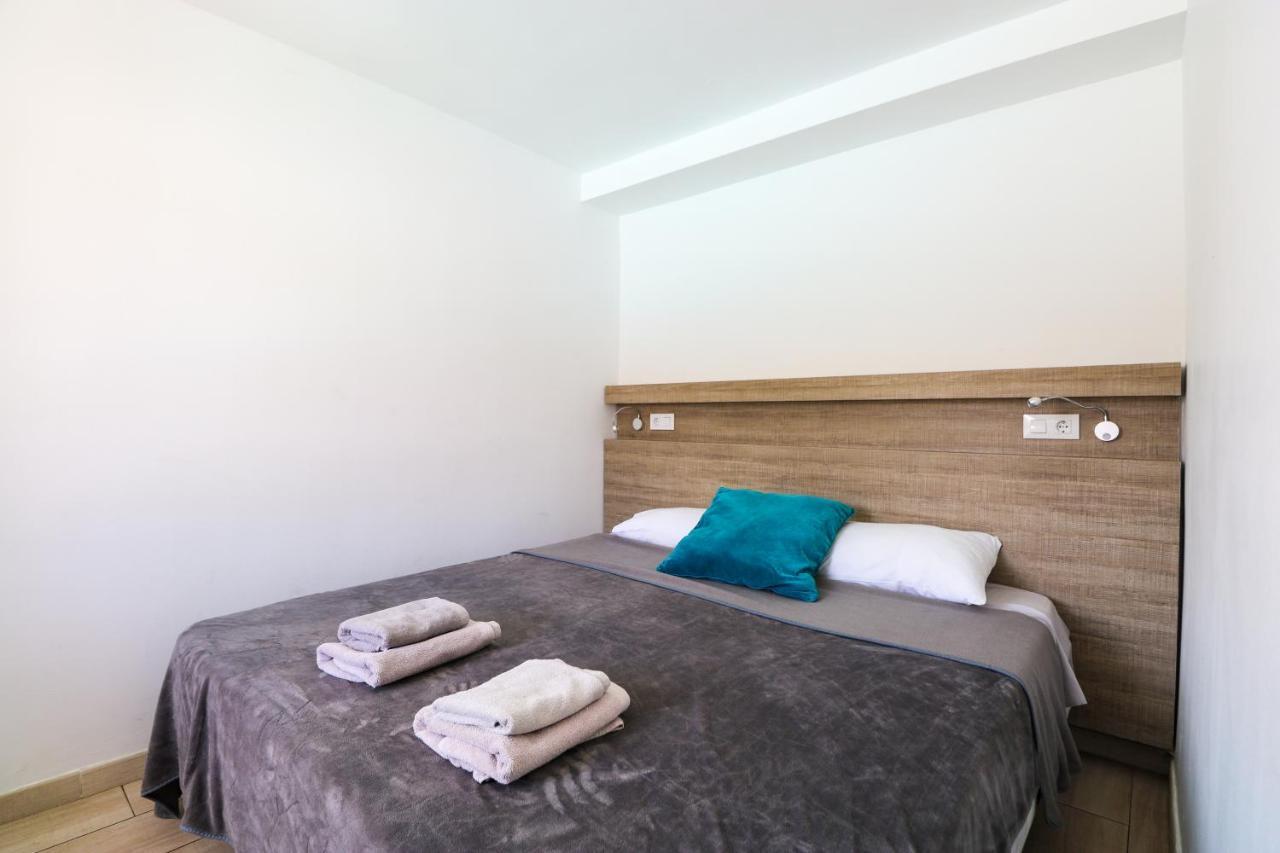 Calypso Boutique Apartments Puerto Rico  Ngoại thất bức ảnh